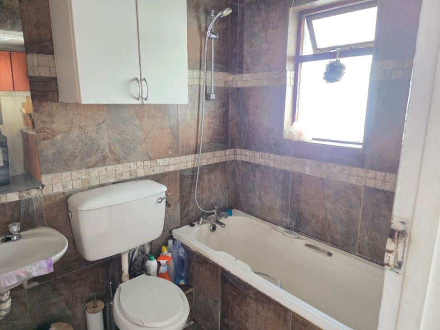 1 Bedroom Property for Sale in Parow Valley Western Cape